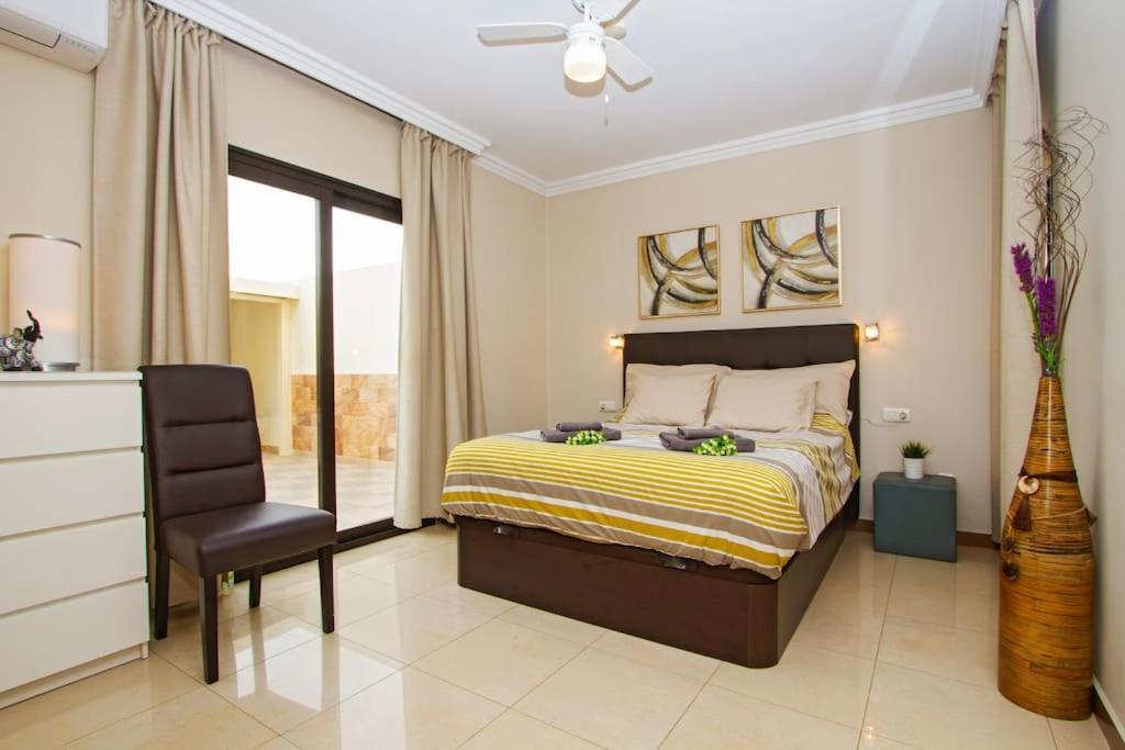 Riviera Park 2B, Central 2 Bed Puerto del Carmen  Zewnętrze zdjęcie